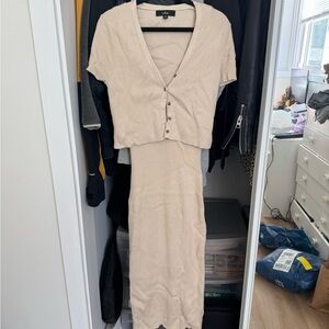 Elegant Beige Ribbed Dress